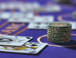 Online Blackjack or Live Blackjack The differences